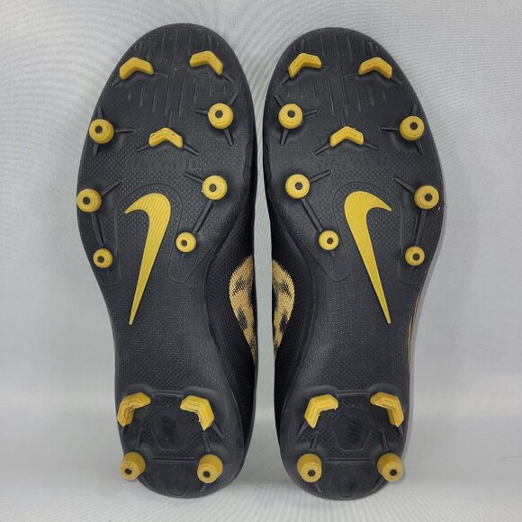 Nike Mercurial Vapor 12 Soccer Cleats Shoes Youth size 5 - Picture 5 of 6